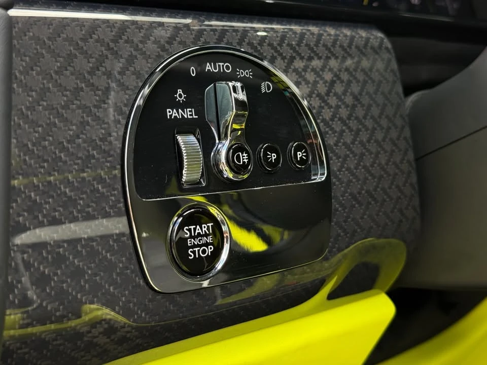 2025 Rolls-Royce Cullinan Black Badge - Image 12 of 20