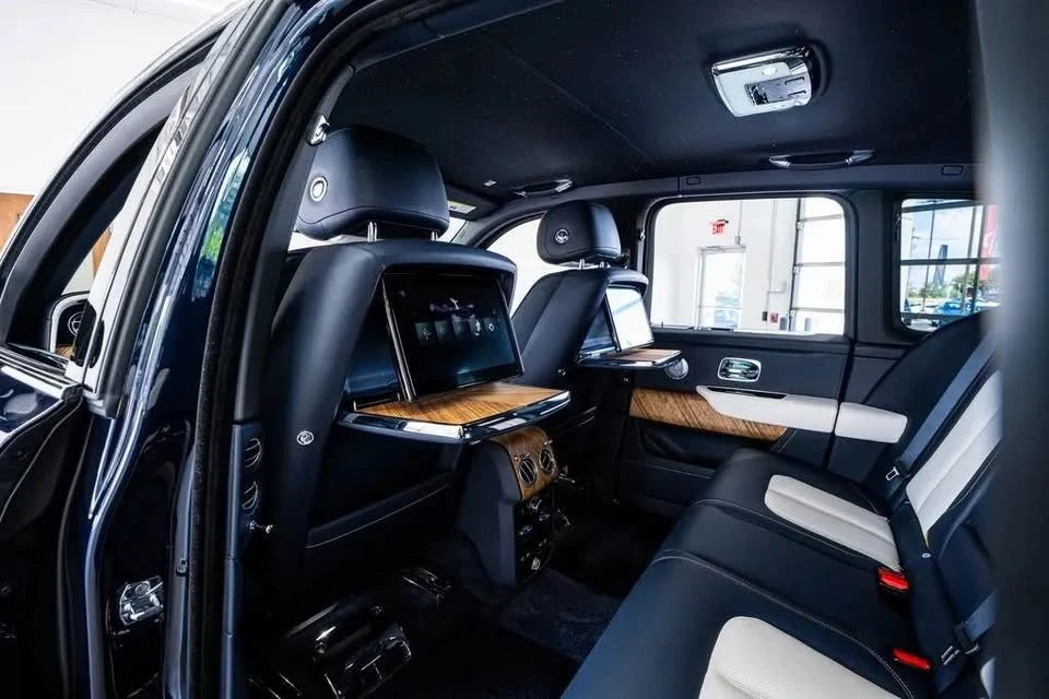 2025 Rolls-Royce Cullinan - Image 5 of 6