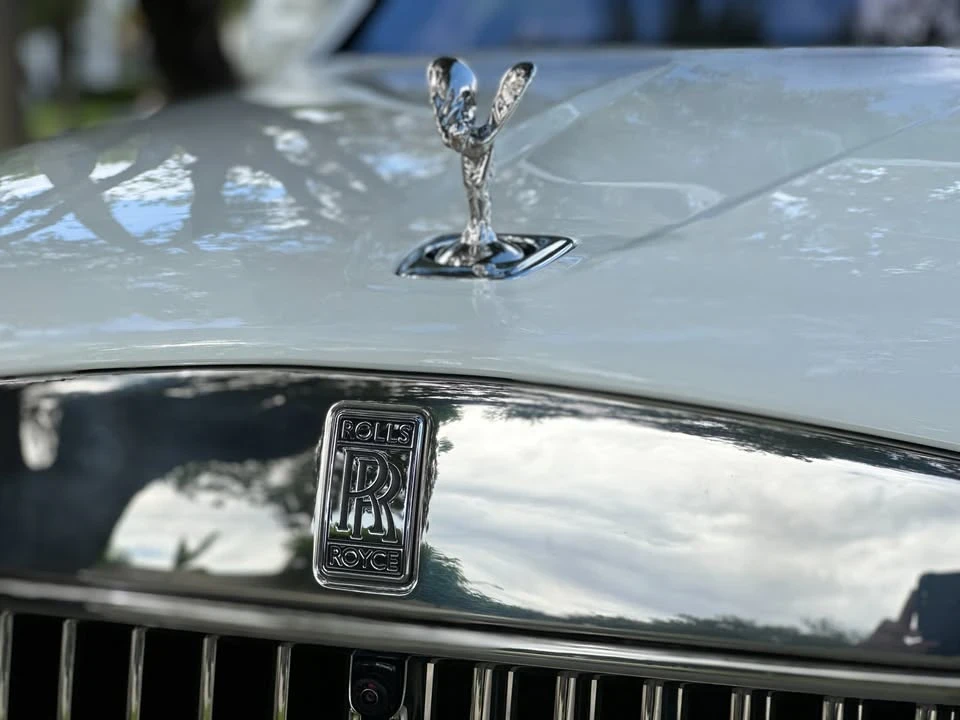2025 Rolls-Royce Cullinan - Image 8 of 18
