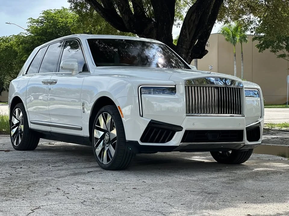 2025 Rolls-Royce Cullinan - Image 18 of 18
