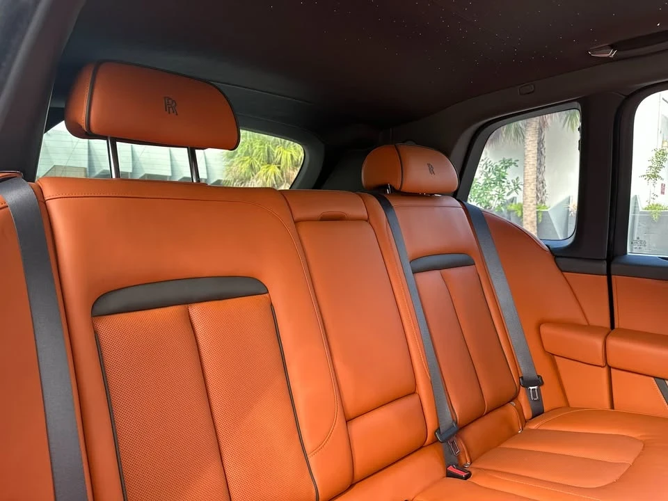 2025 Rolls-Royce Cullinan - Image 15 of 18