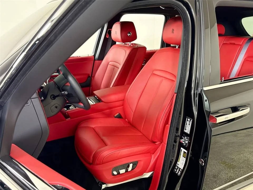 2025 Rolls-Royce Cullinan - Image 6 of 15
