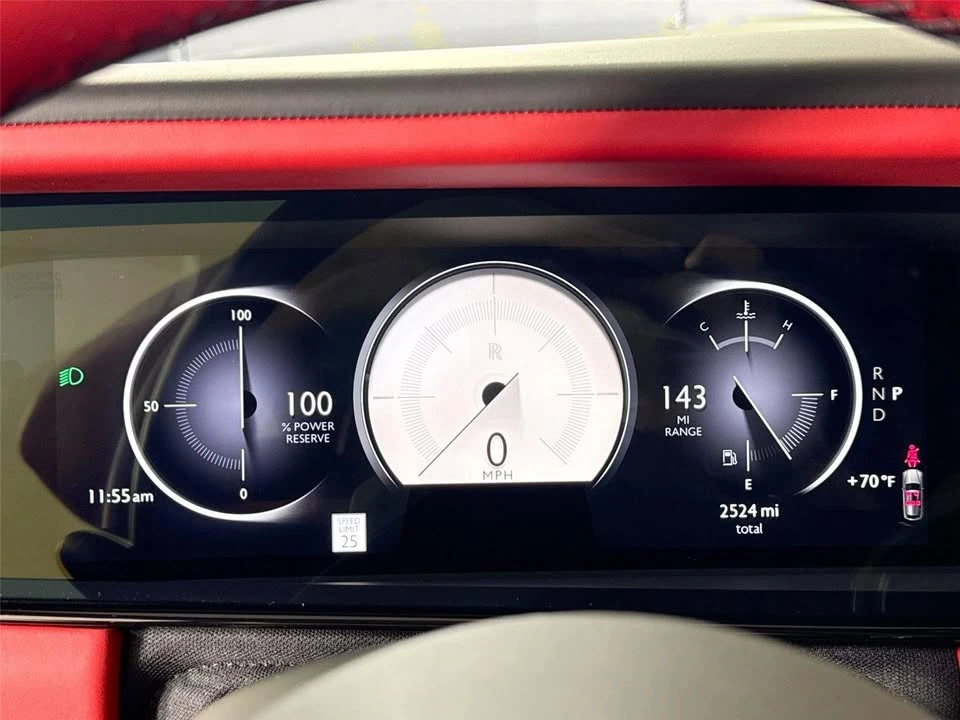 2025 Rolls-Royce Cullinan - Image 10 of 15