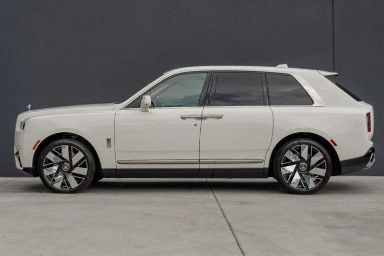 2025 Rolls-Royce Cullinan - Image 5 of 20