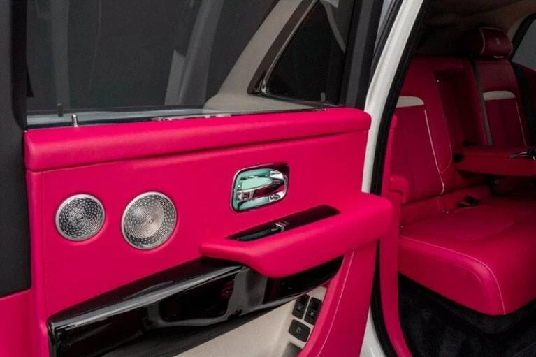 2025 Rolls-Royce Cullinan - Image 13 of 20