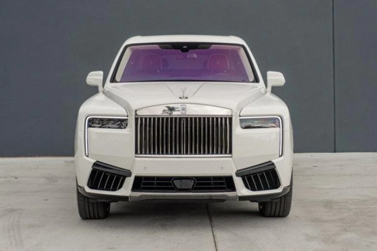 2025 Rolls-Royce Cullinan - Image 2 of 20