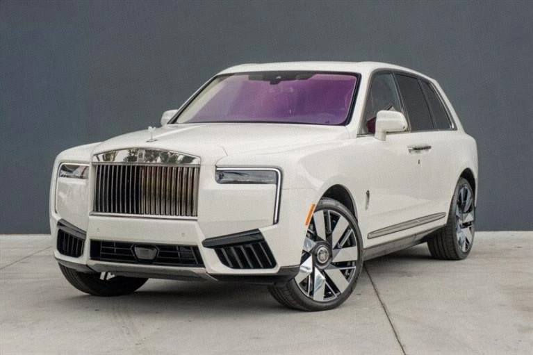 2025 Rolls-Royce Cullinan - Image 3 of 20