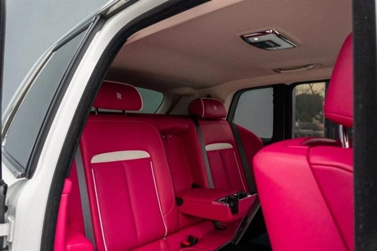 2025 Rolls-Royce Cullinan - Image 17 of 20
