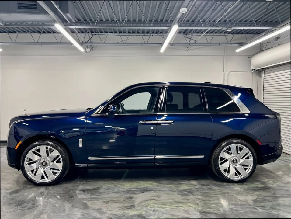 2025 Rolls-Royce Cullinan - Image 5 of 19