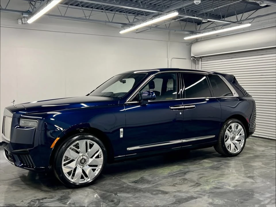2025 Rolls-Royce Cullinan - Image 4 of 19
