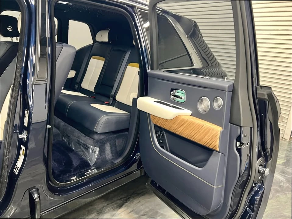 2025 Rolls-Royce Cullinan - Image 11 of 19