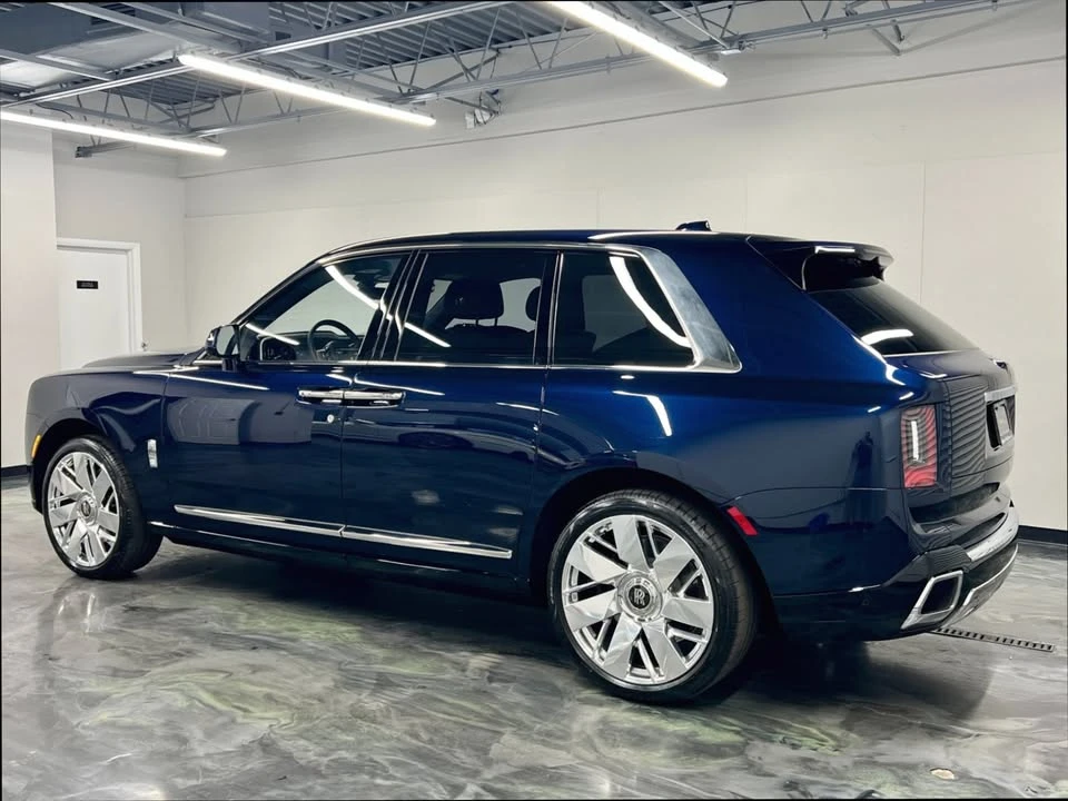 2025 Rolls-Royce Cullinan - Image 6 of 19