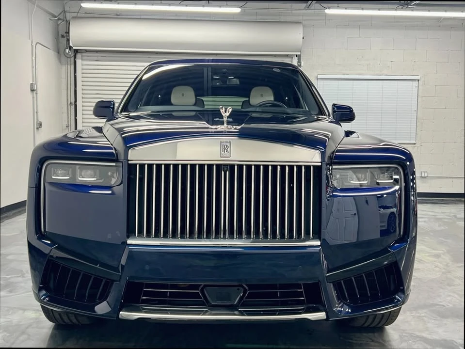 2025 Rolls-Royce Cullinan - Image 2 of 19