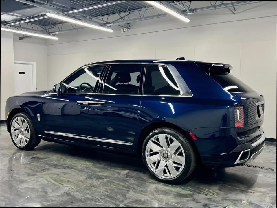 2025 Rolls-Royce Cullinan - Image 6 of 19
