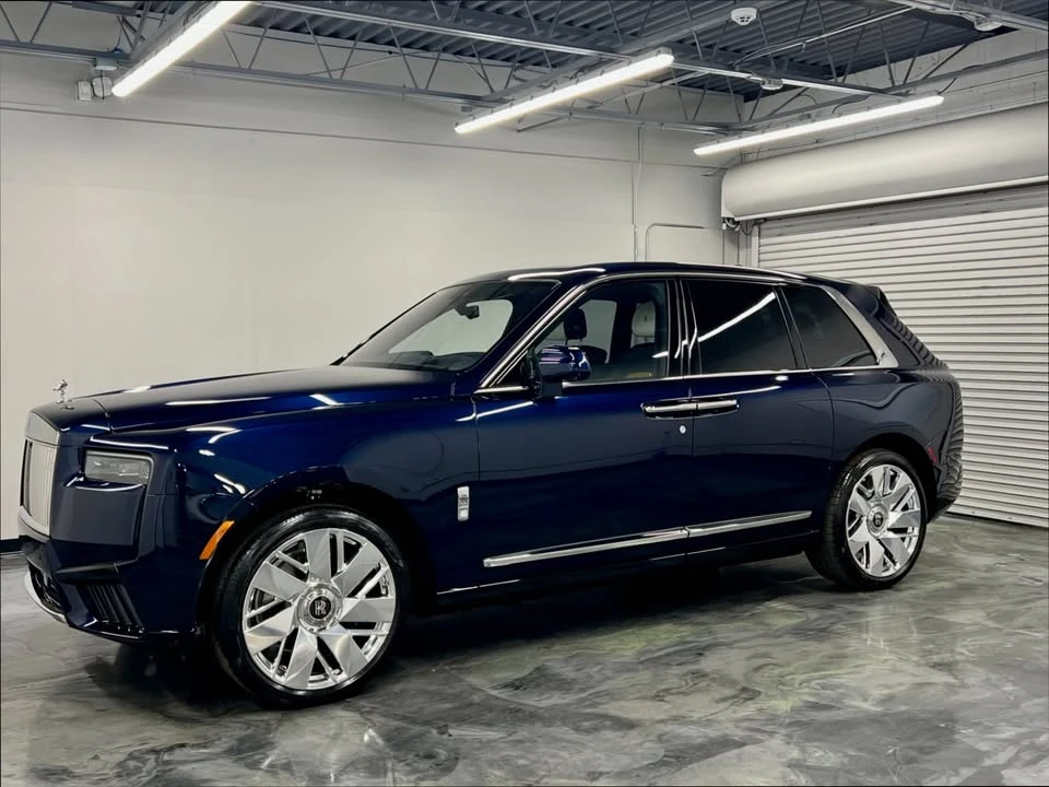 2025 Rolls-Royce Cullinan - Image 4 of 20