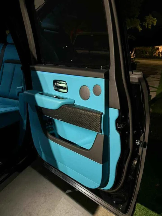 2025 Rolls-Royce Cullinan Black Badge - Image 10 of 11