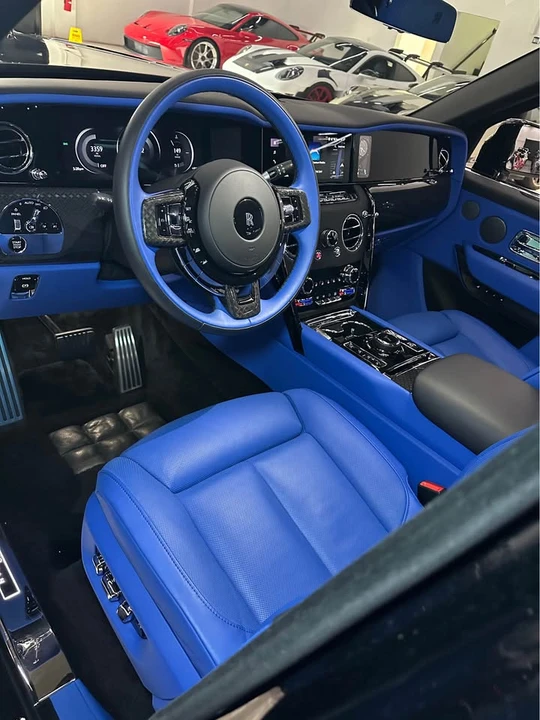 2025 Rolls-Royce Cullinan Black Badge - Image 2 of 13