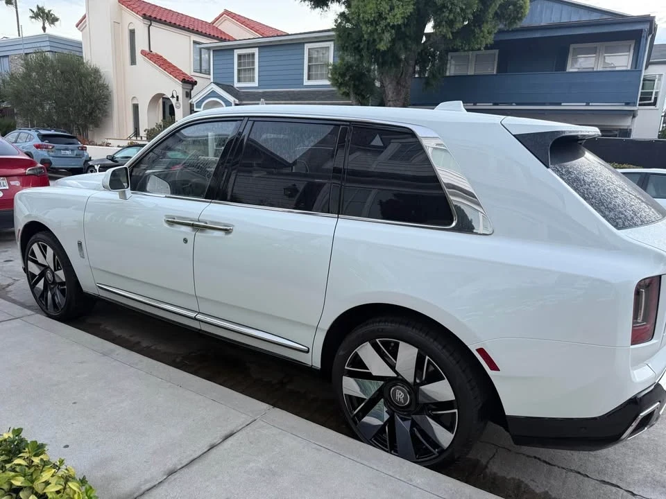 2025 Rolls-Royce Cullinan - Image 13 of 13