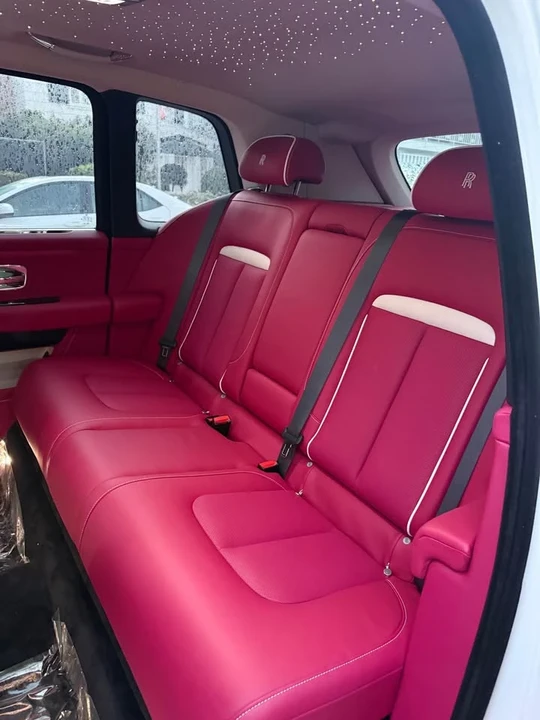 2025 Rolls-Royce Cullinan - Image 8 of 13