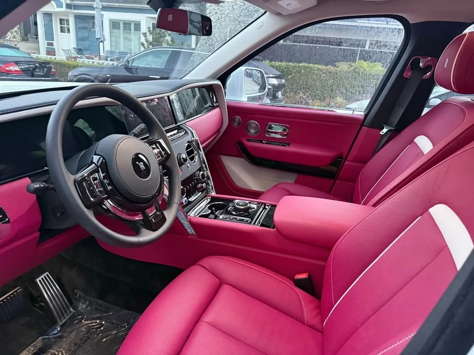 2025 Rolls-Royce Cullinan - Image 3 of 13