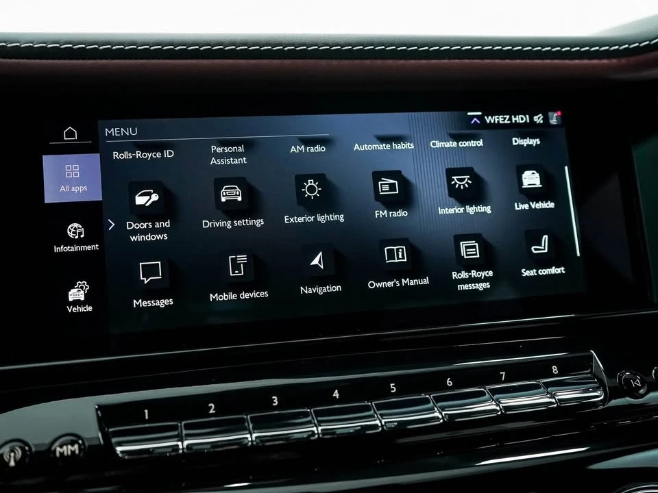 2025 Rolls-Royce Cullinan - Image 18 of 19