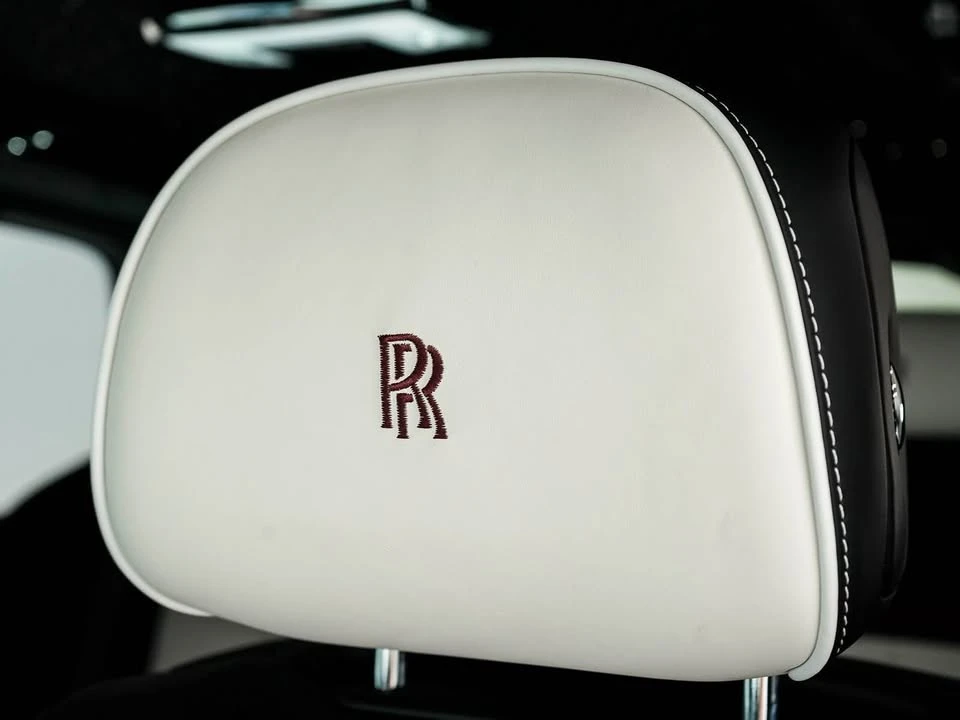 2025 Rolls-Royce Cullinan - Image 11 of 19