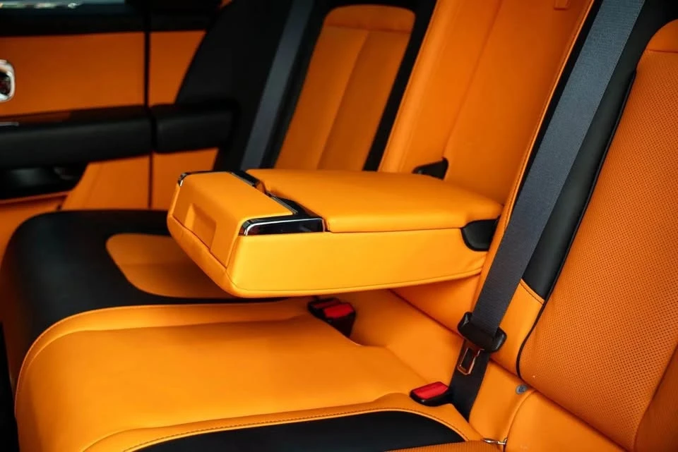 2025 Rolls-Royce Cullinan - Image 4 of 10
