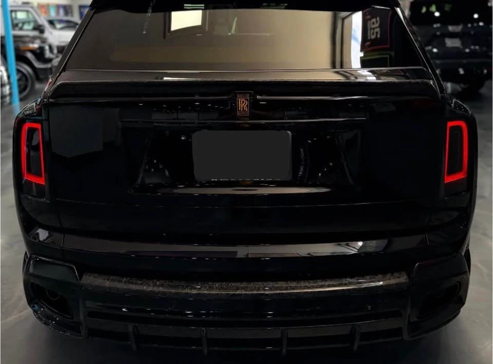 2025 Rolls-Royce Cullinan - Image 8 of 16
