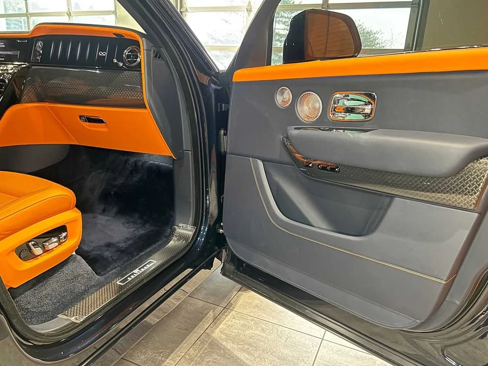 2025 Rolls-Royce Cullinan Black Badge - Image 11 of 20