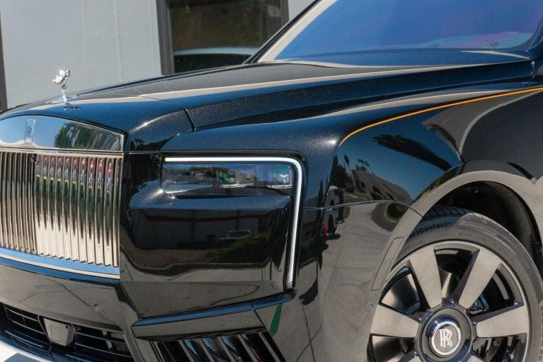 2025 Rolls-Royce Cullinan - Image 16 of 20