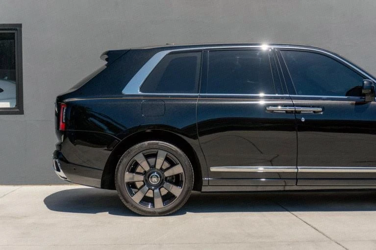 2025 Rolls-Royce Cullinan - Image 18 of 20