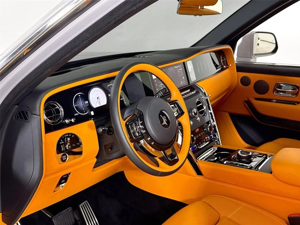2025 Rolls-Royce Cullinan - Image 13 of 20