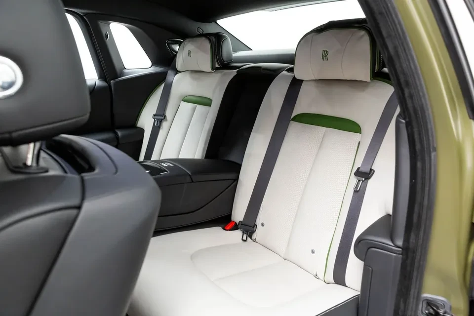 2025 Rolls-Royce Ghost 2nd Gen - Image 19 of 20