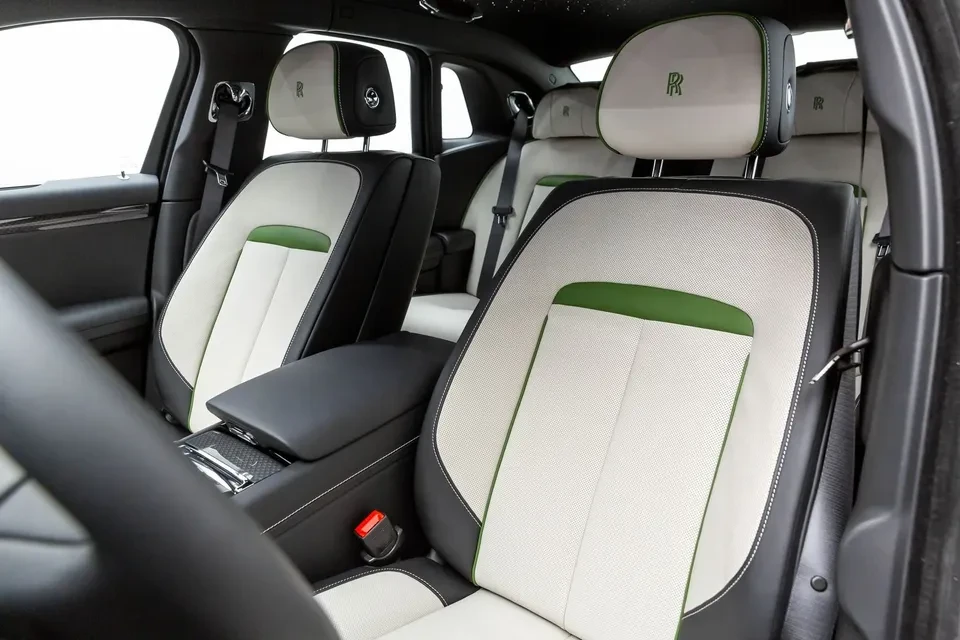 2025 Rolls-Royce Ghost 2nd Gen - Image 14 of 20