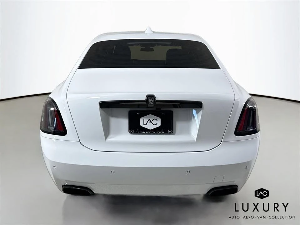 2025 Rolls-Royce Ghost Black Badge 2nd Gen - Image 7 of 19