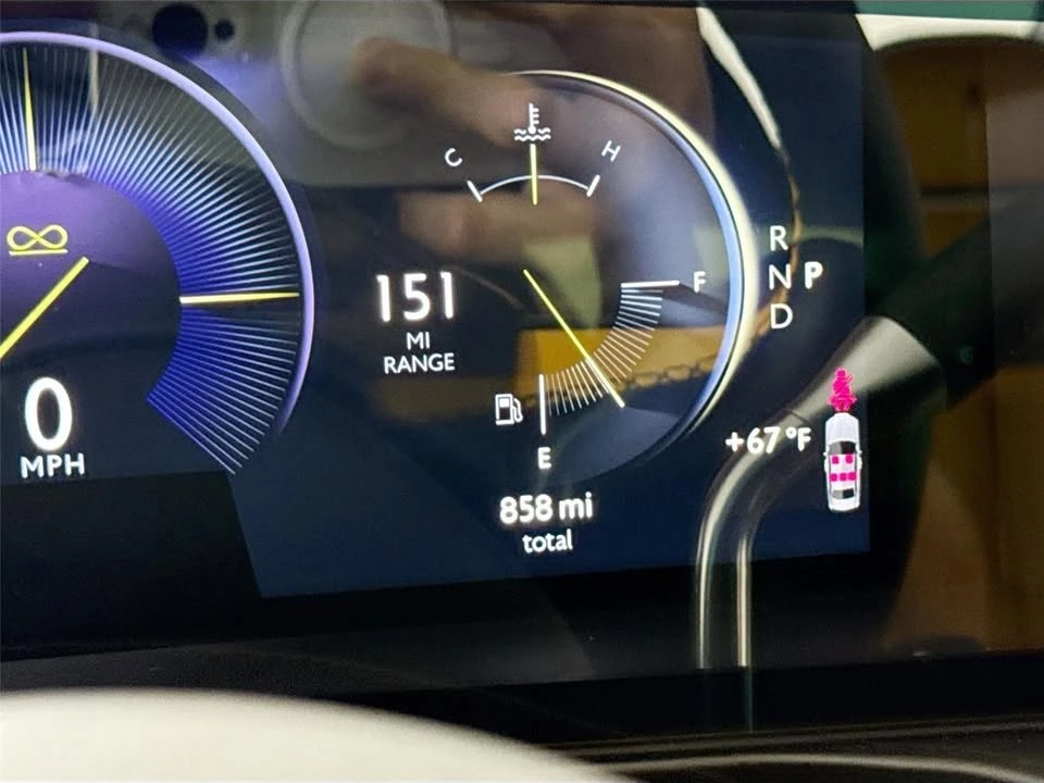 2025 Rolls-Royce Ghost Black Badge 2nd Gen - Image 17 of 19