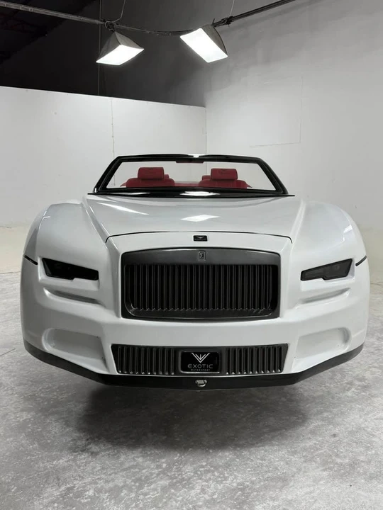2025 Rolls-Royce - Image 6 of 8