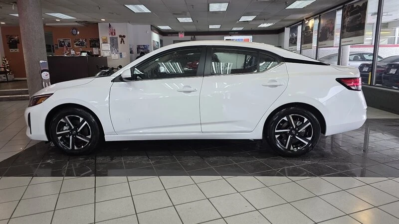 2025 Nissan Sentra 8th Gen - Image 2 of 4