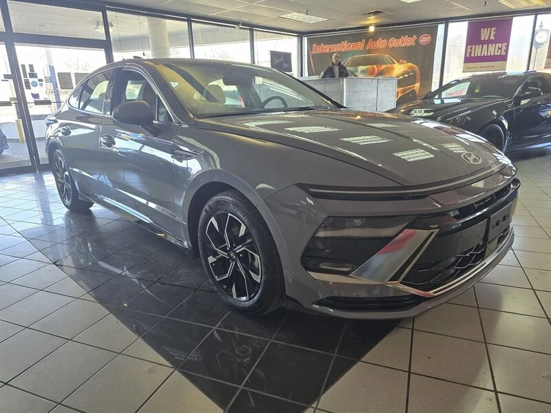 2025 Hyundai Sonata - Image 3 of 4