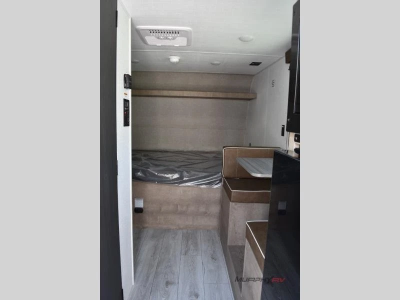 2025 Airstream - Image 9 of 20