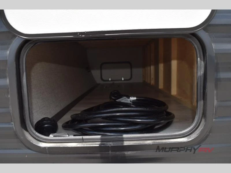 2025 Airstream - Image 6 of 20
