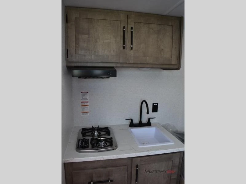2025 Airstream - Image 15 of 20