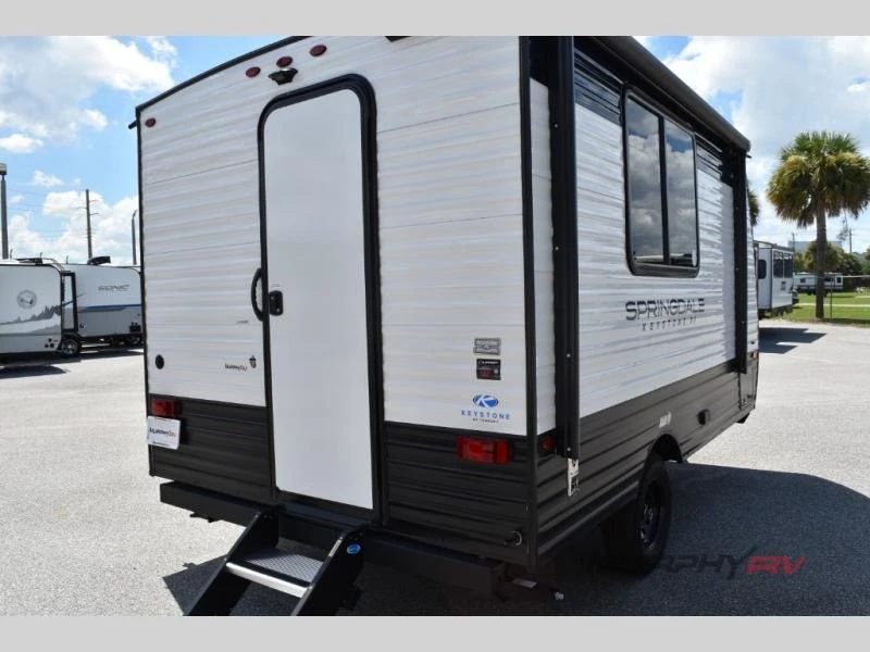 2025 Airstream - Image 3 of 20