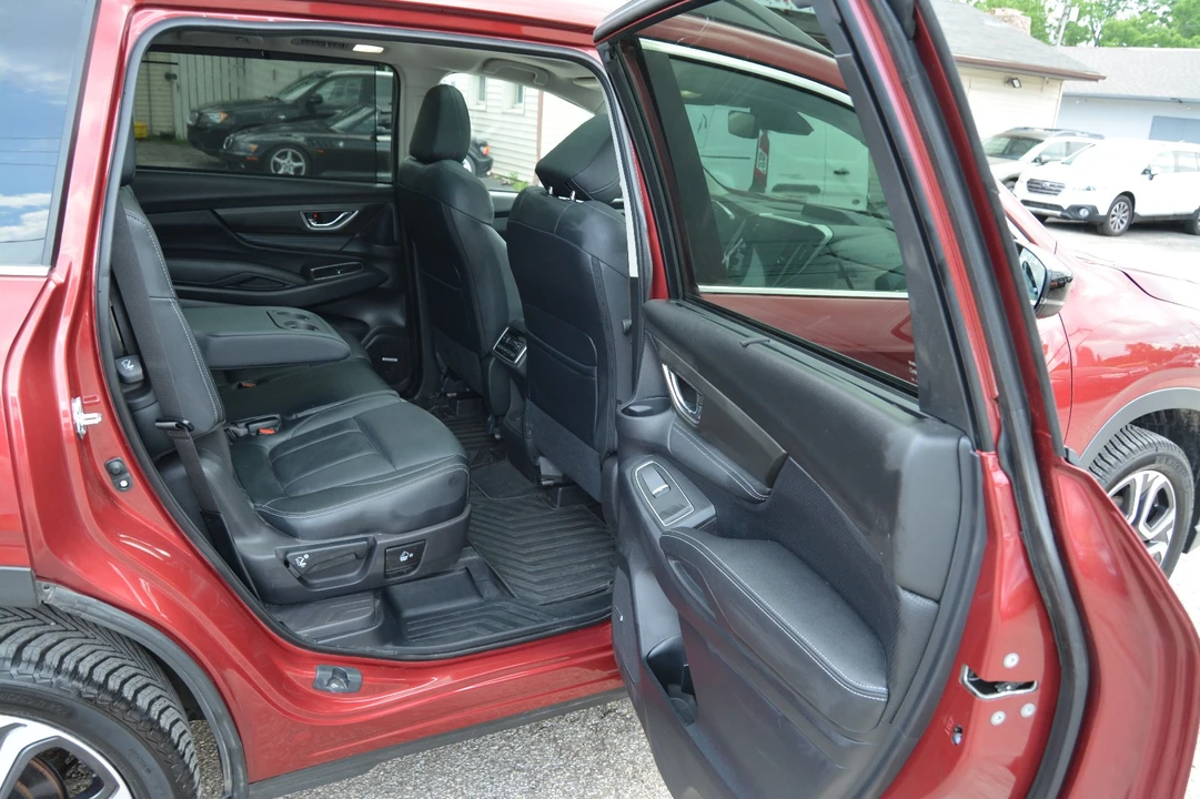 2025 Subaru - Image 19 of 31