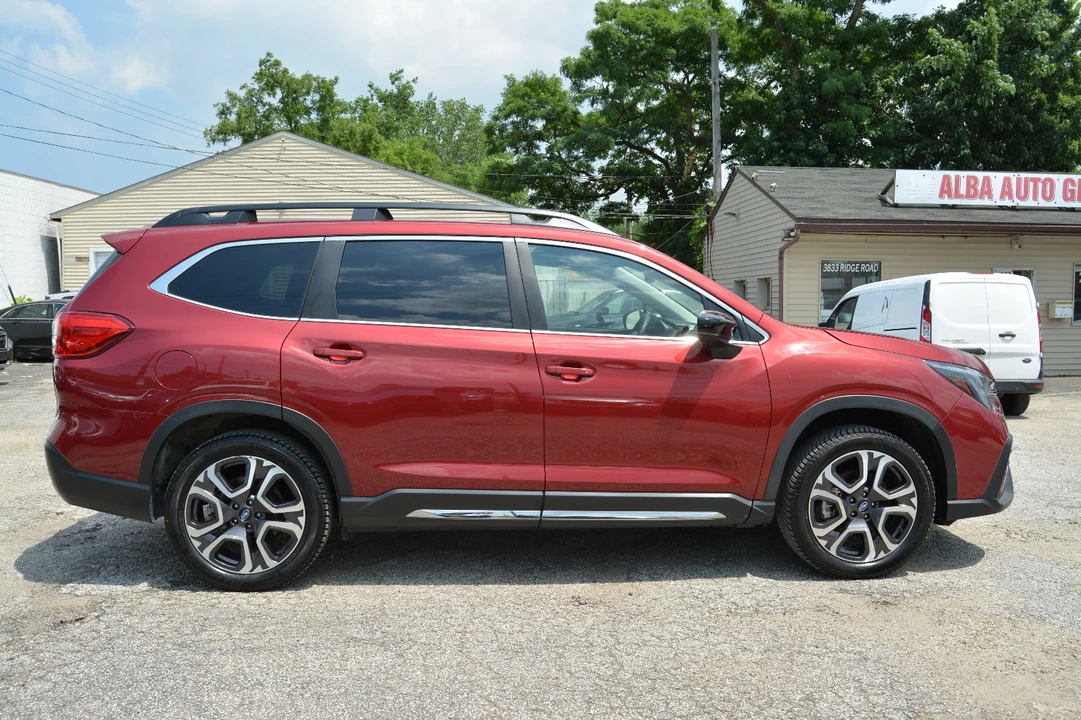 2025 Subaru - Image 8 of 31