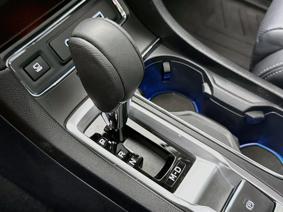 2025 Subaru - Image 22 of 31