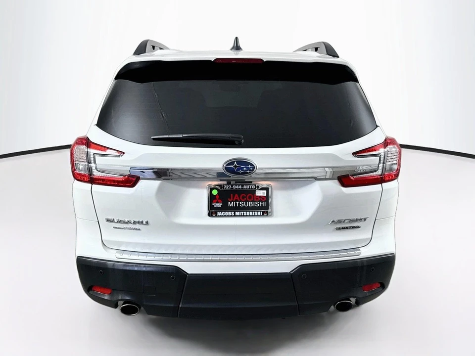 2025 Subaru - Image 4 of 31