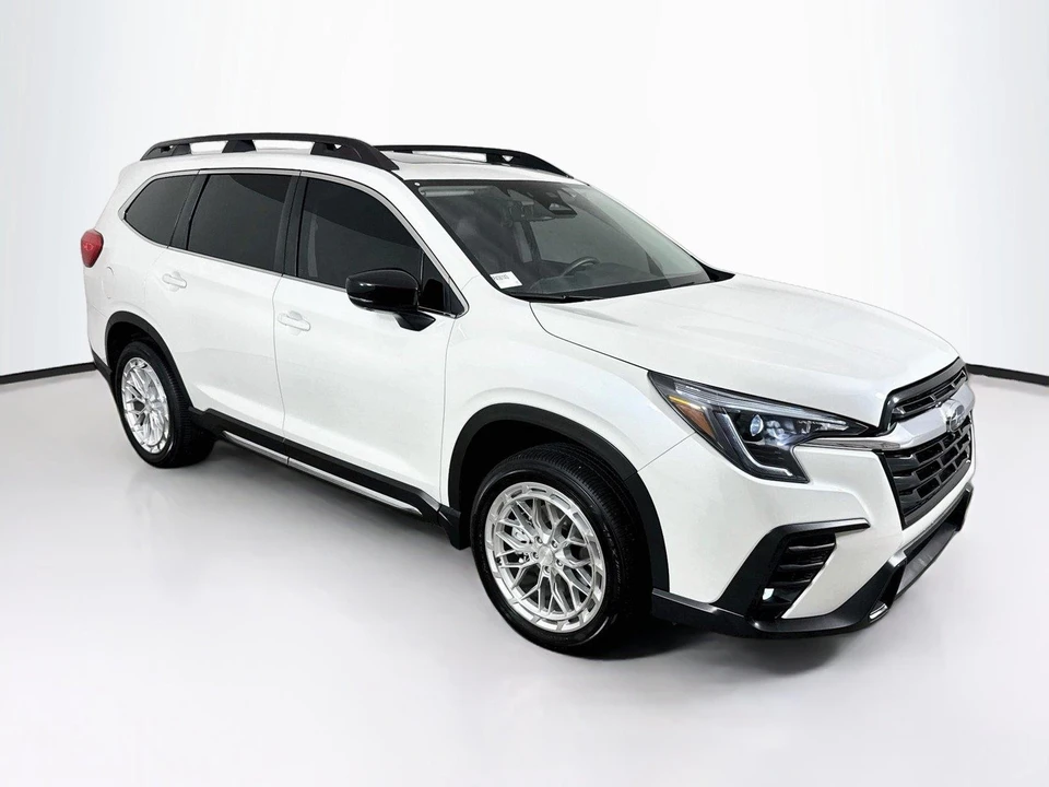 2025 Subaru - Image 7 of 31