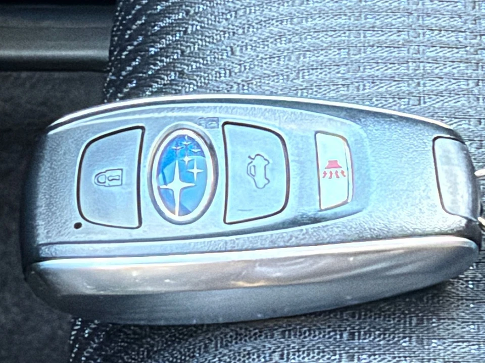2025 Subaru - Image 22 of 31
