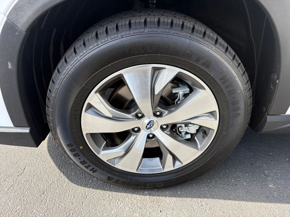 2025 Subaru - Image 28 of 31